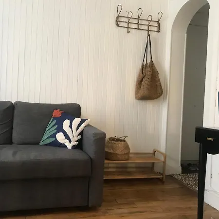 شقة Charming 3-room Apartment, Center *